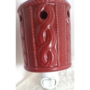 Burgundy Red Name Brand Scentsy Scented Wax Warmer Wall Plug In Night Light